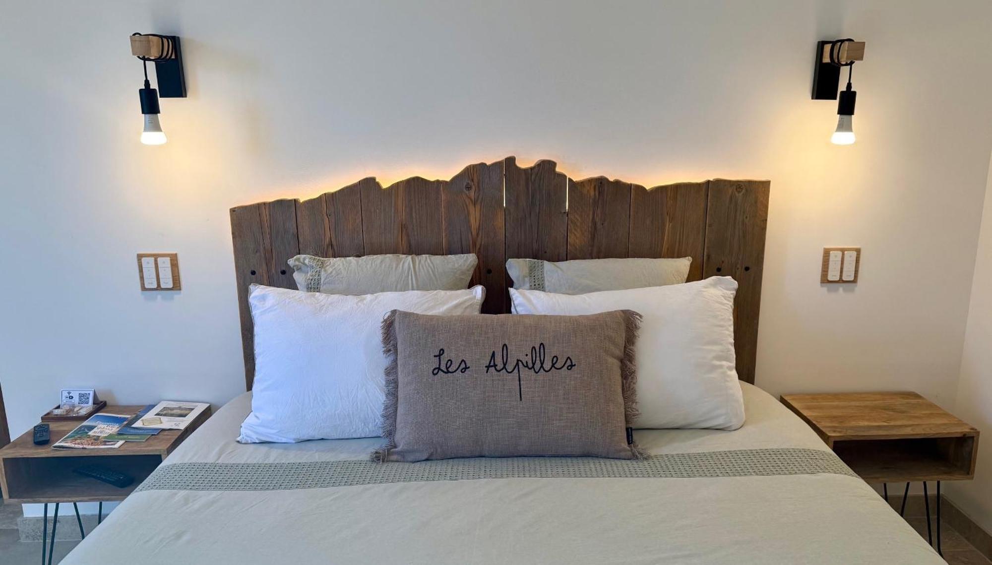 Mas Campau Bed and Breakfast Fontvieille Eksteriør billede